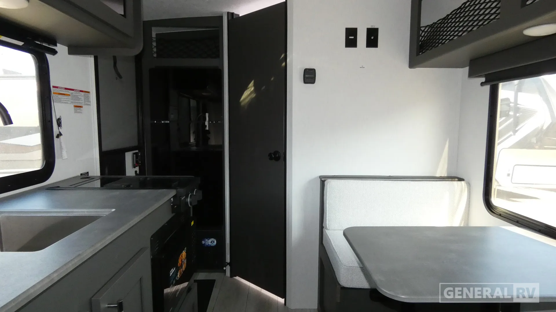 2027 Coachmen Remote 14R - Photo 3