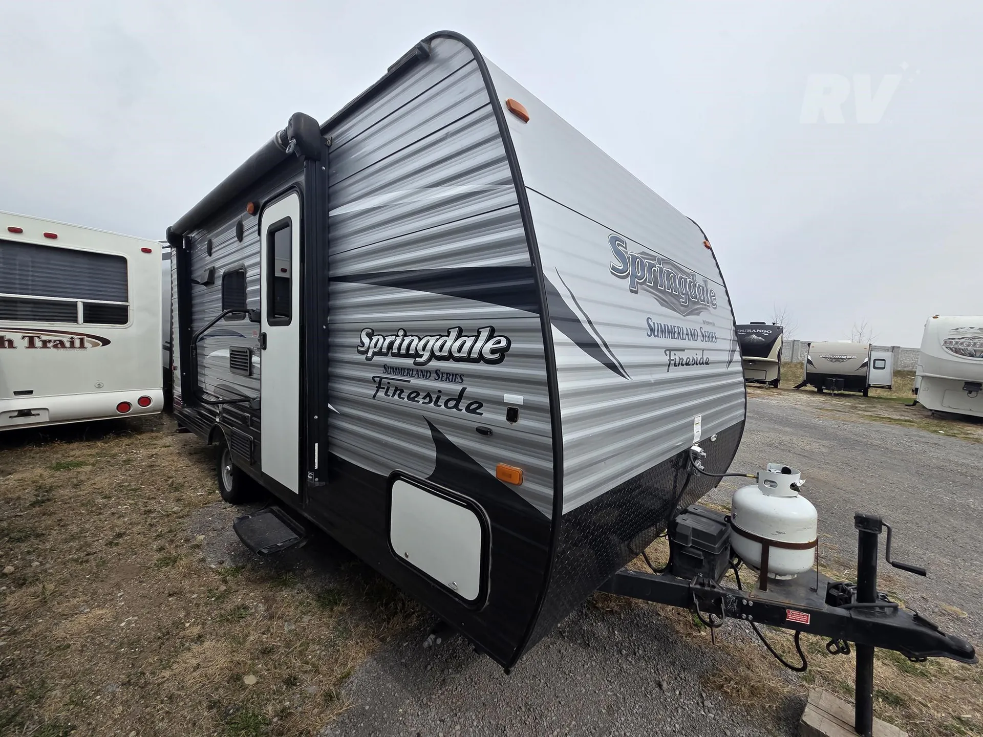 2017 Keystone Springdale 1800BH - Photo 2