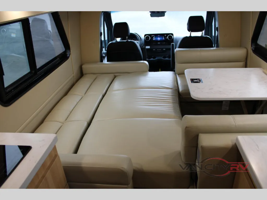 2025 Chinook RV Summit SS, Photos photo 42