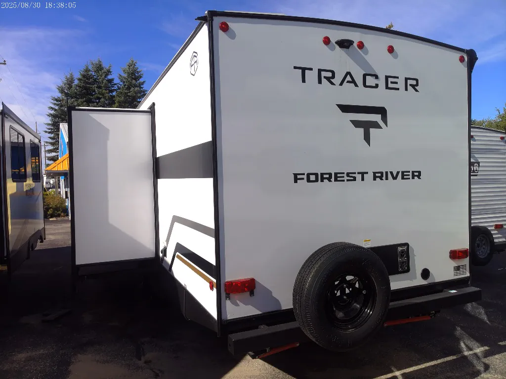 2027 Forest River Tracer 275BH, Photos photo 6