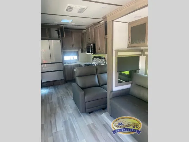 2024 Grand Design Solitude 417KB - Photo 4
