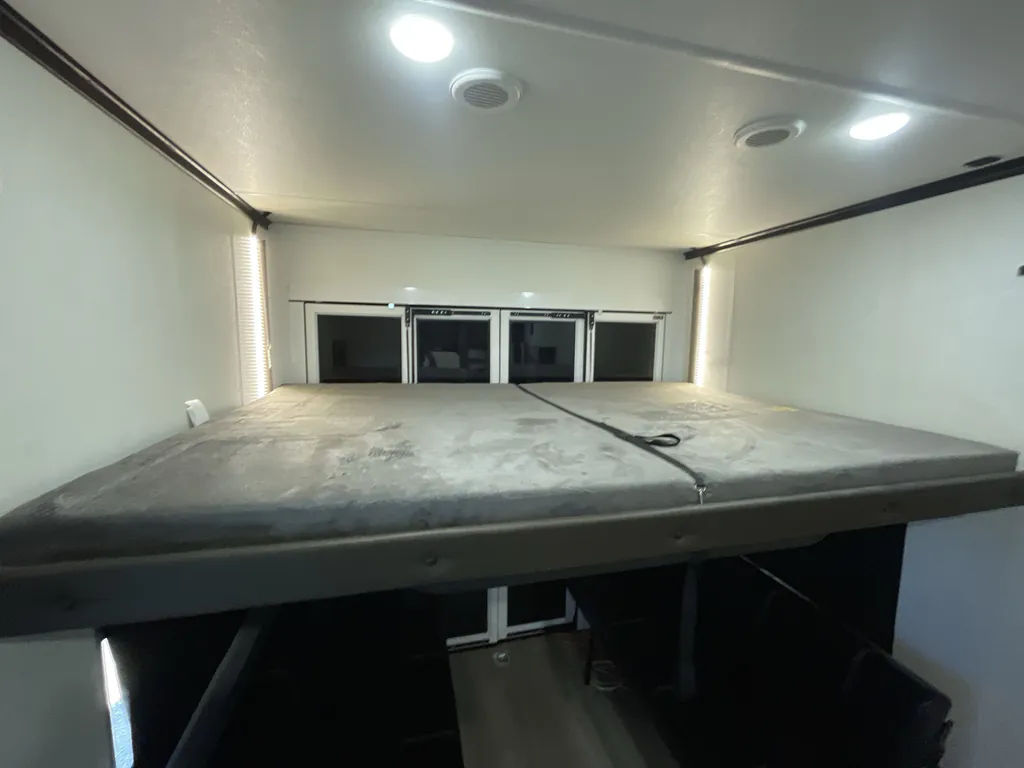2025 Forest River Vengeance Rogue Armored 32L132, Photos photo 19