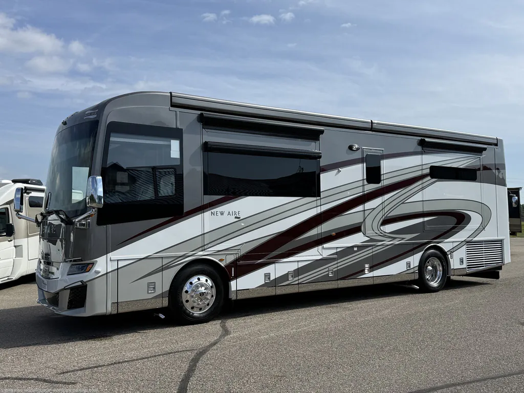 2022 Newmar New Aire 3543, Photos photo 15