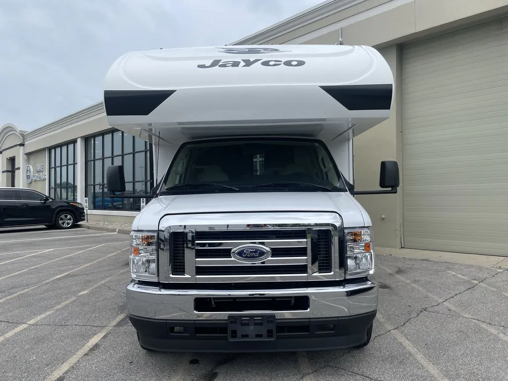 2024 Jayco Redhawk SE 22CF - Photo 2