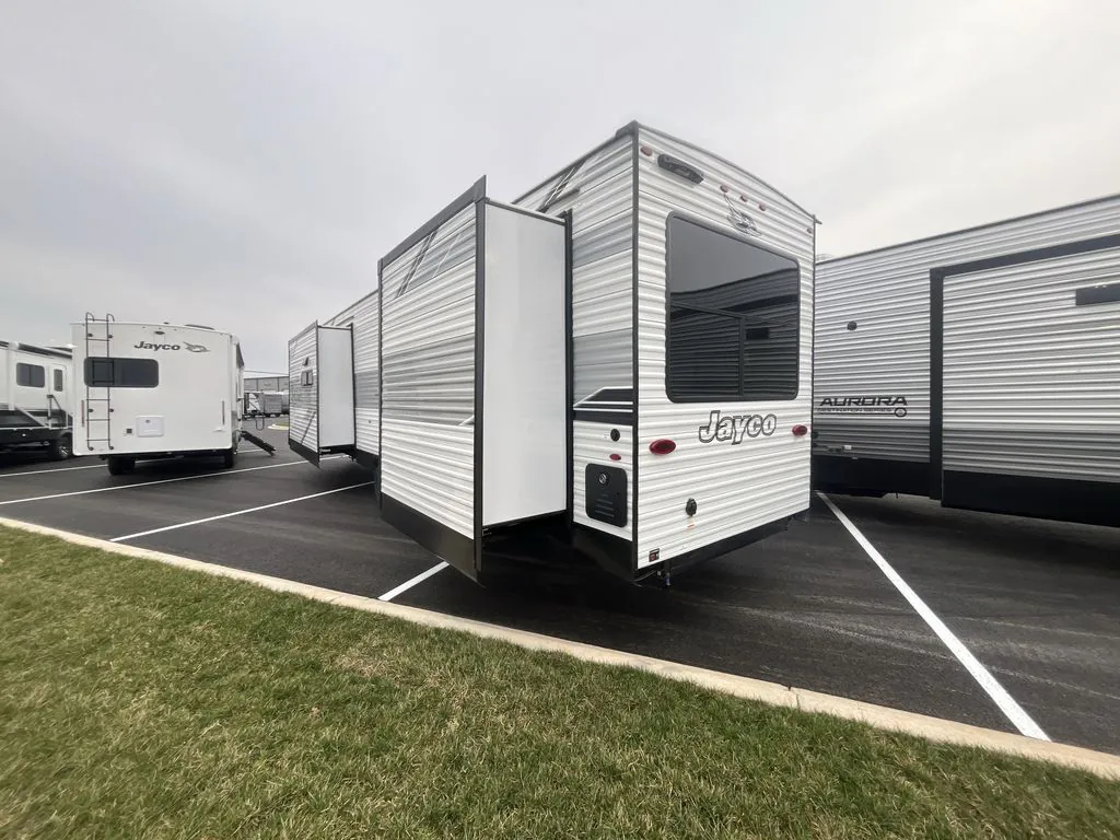 2026 Jayco Jay Flight Bungalow 401FLTS DS, Photos photo 10