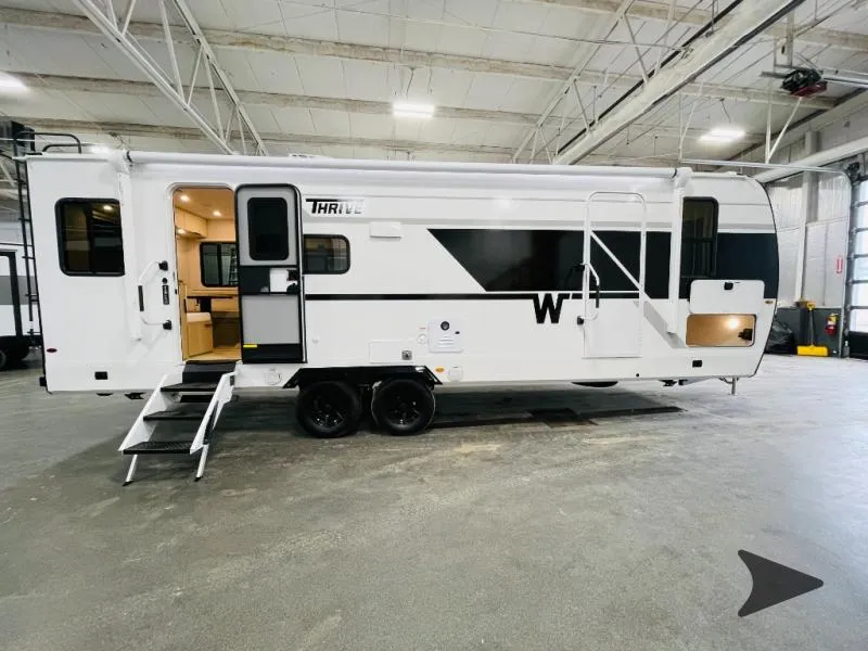 2026 Winnebago Thrive 25RLS - Photo 3