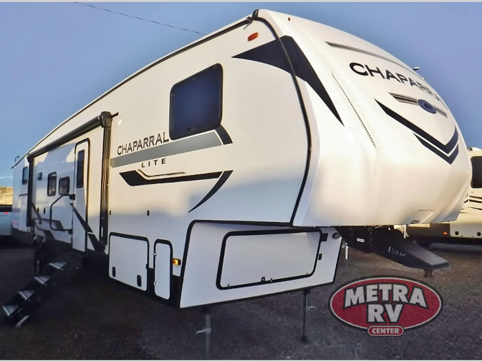 2024 Coachmen Chaparral Lite 368TBH - Photo 3