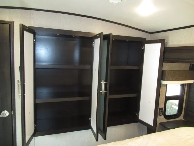 2020 Jayco North Point 387FBTS, Photos photo 36