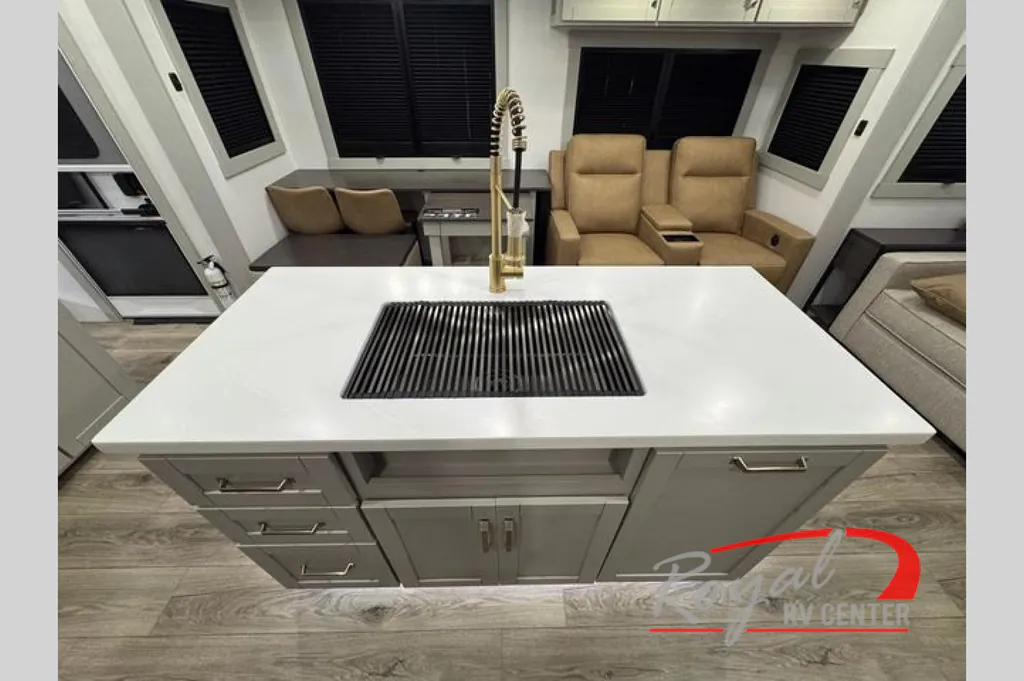 2026 Brinkley Model Z 3610, Kitchen photo 3