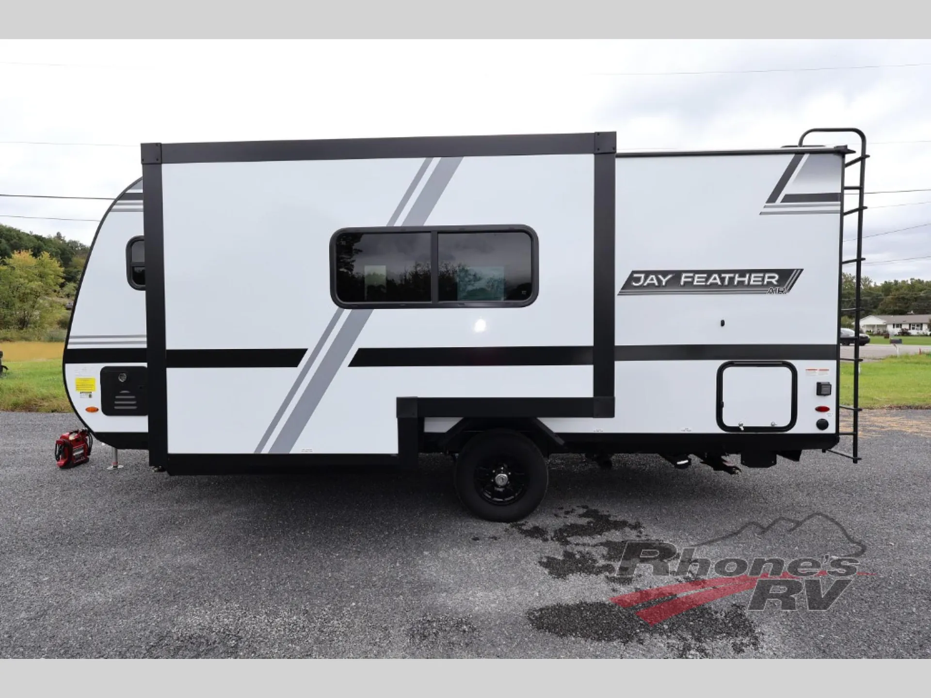 2027 Jayco Jay Feather Air 17FK - Photo 4