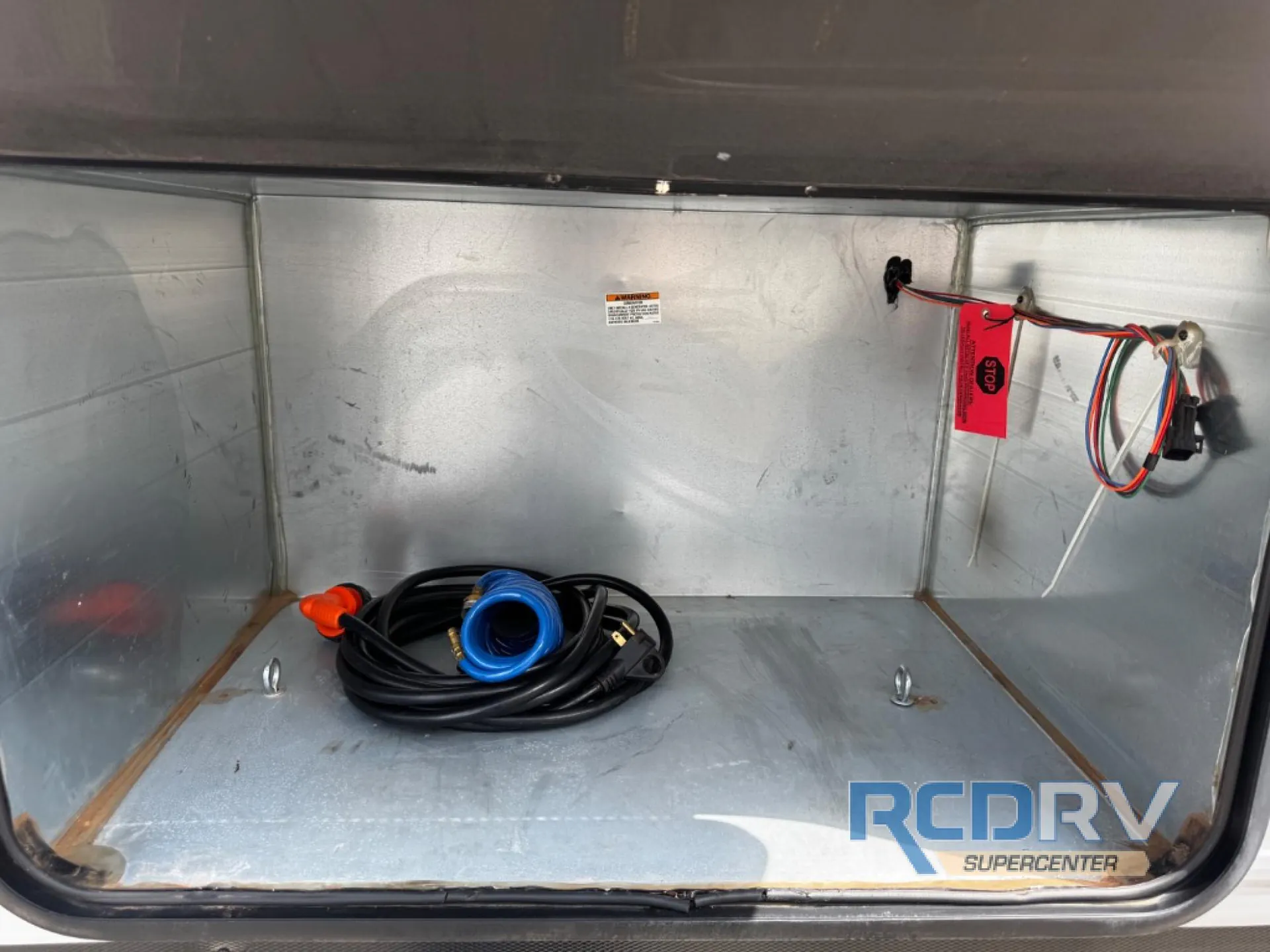 2021 Forest River Vengeance Rogue 25V — Photo 5
