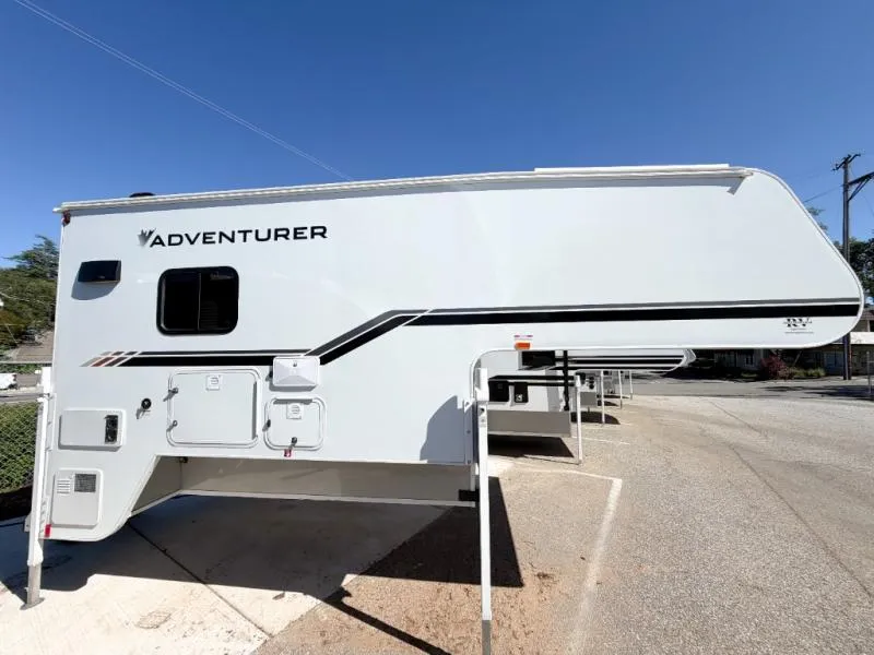 2025 Adventurer Adventurer 910DB - Photo 3