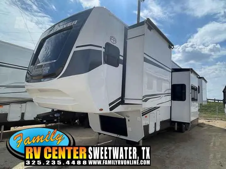 2026 Palomino Columbus 388FKH dealer photo 1 from Family RV Center