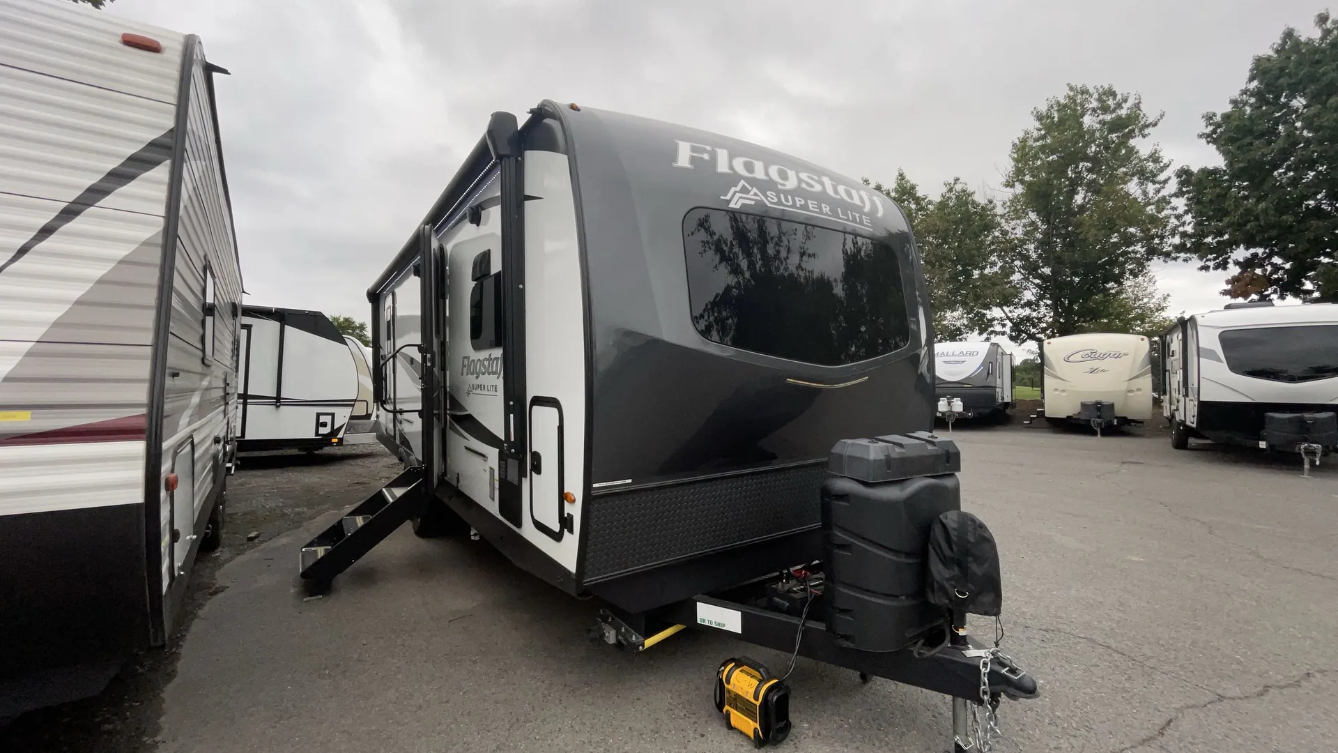 2023 Forest River Flagstaff Super Lite 26FKBS - Photo 2