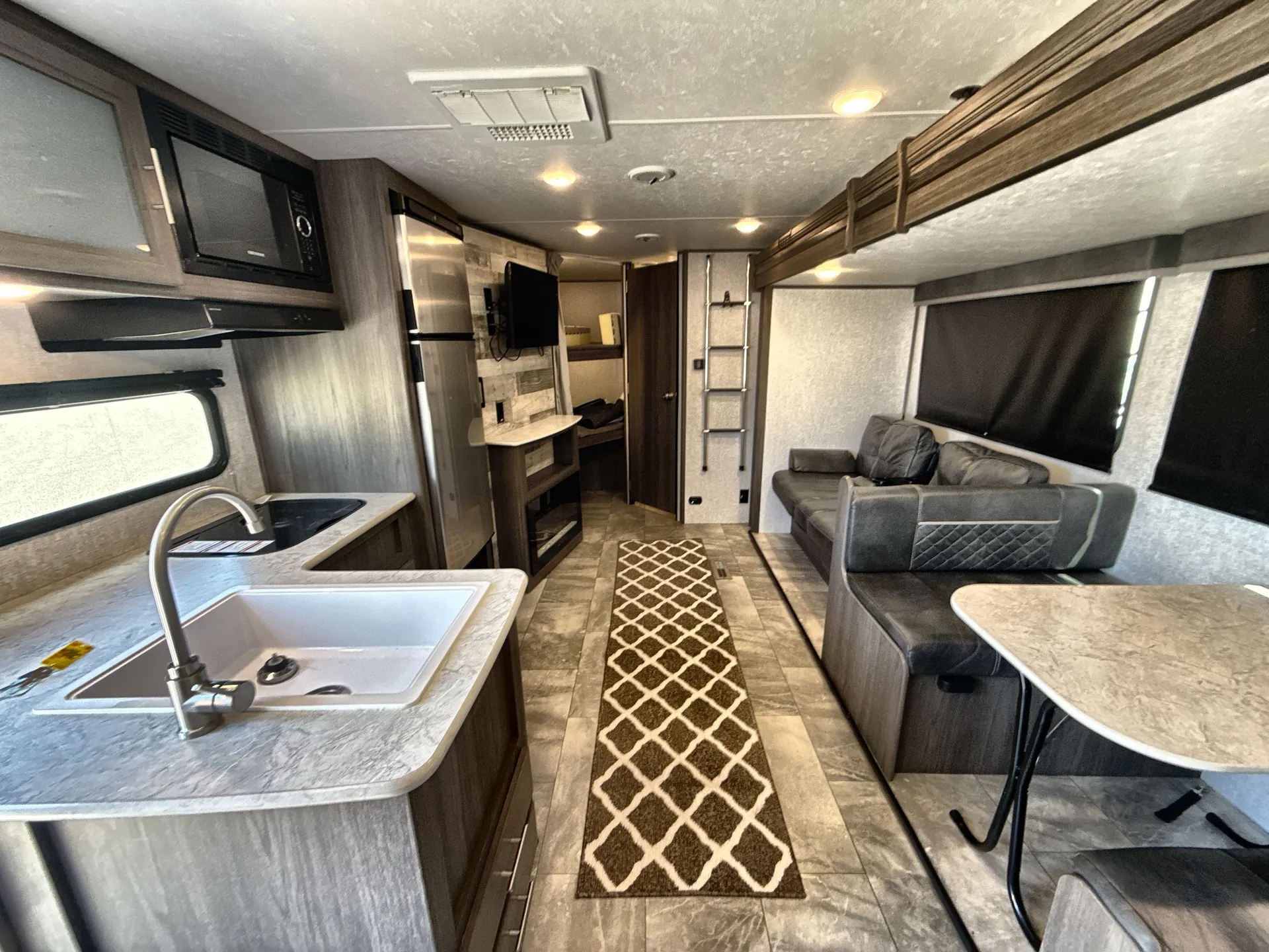 2021 Dutchmen Kodiak SE 27SBH — living area main