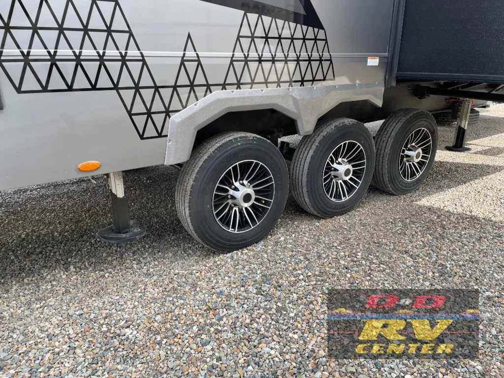2026 Keystone Raptor 415, Photos photo 14