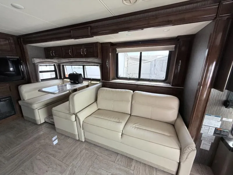 2019 Thor Motor Coach Aria 3901 - Photo 3