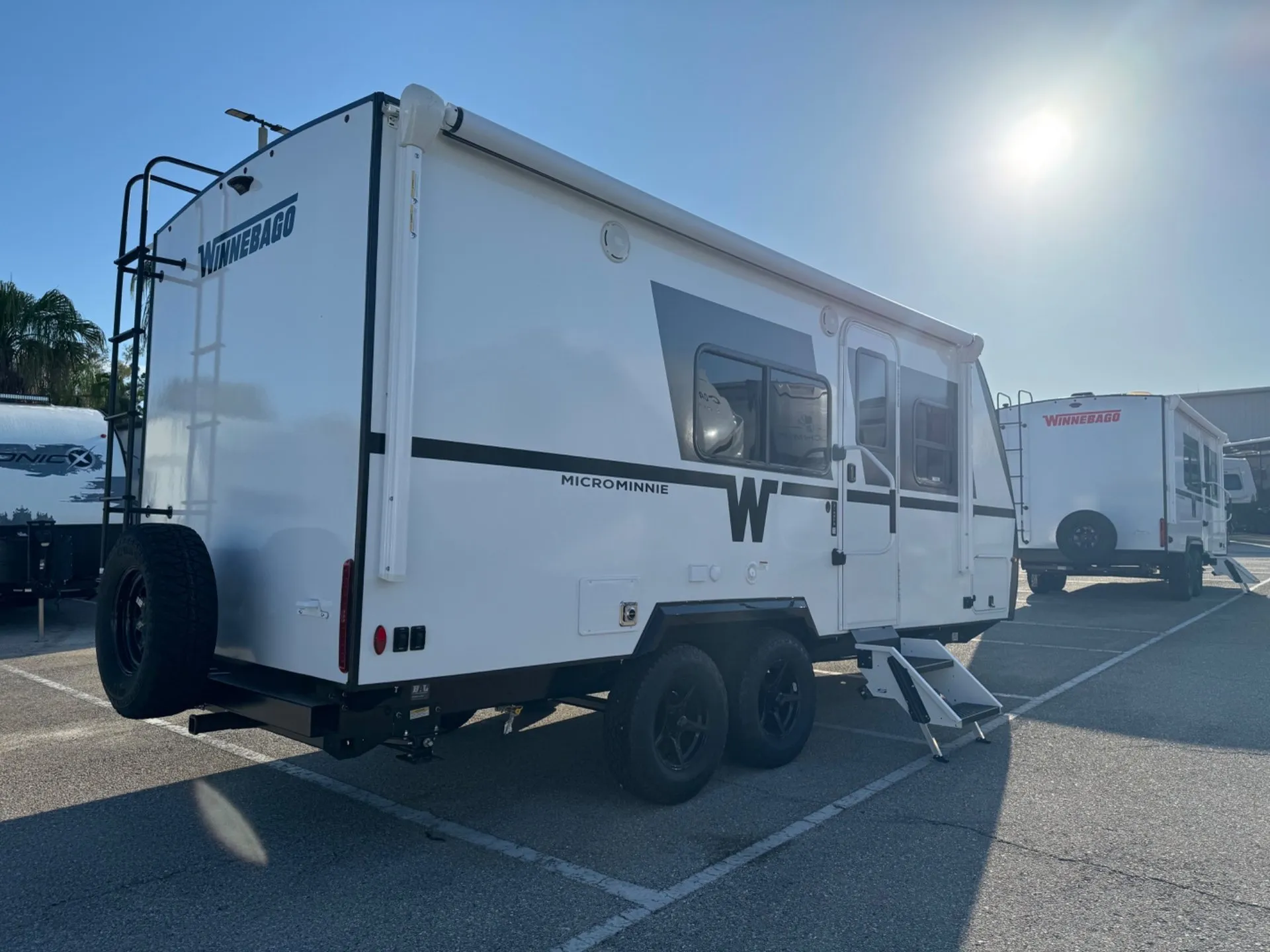 2027 WINNEBAGO MICRO MINI MM2108TB - Photo 4