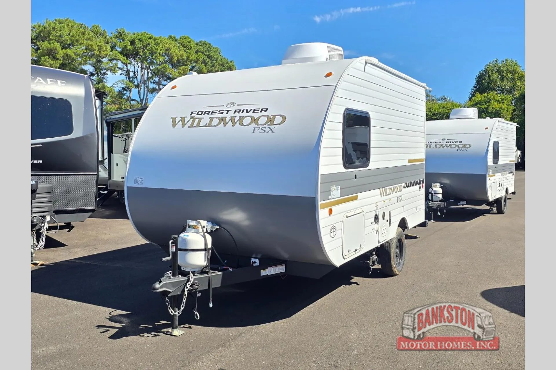 2027 Forest River Wildwood FSX 135ICE — Photo 5