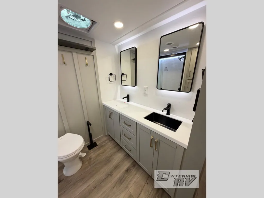 2026 Brinkley Model Z 3600, Photos photo 43