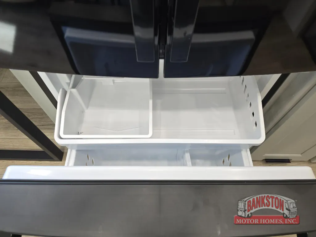 2027 Brinkley Model G 3970, Photos photo 15