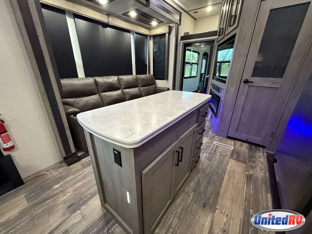 2020 Keystone Raptor 415, Photos photo 27