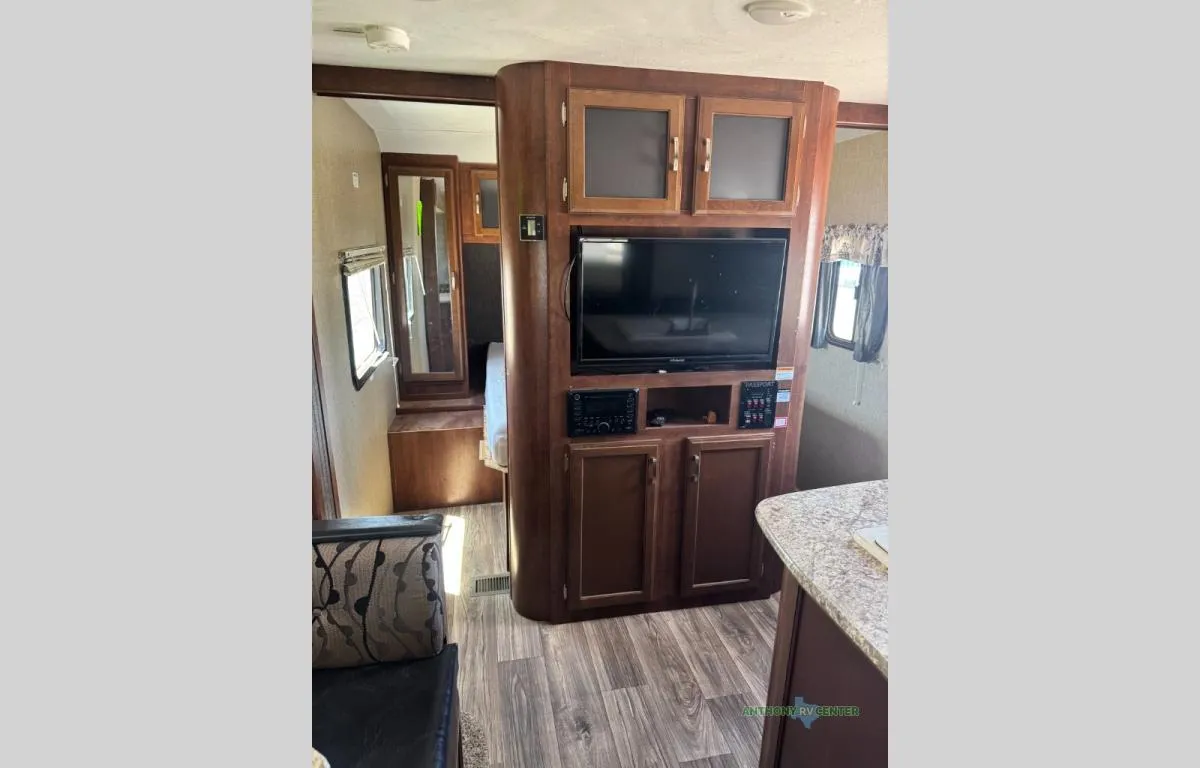 2017 Keystone RV Passport Used    2400BHWE Grand Touring - Photo 4