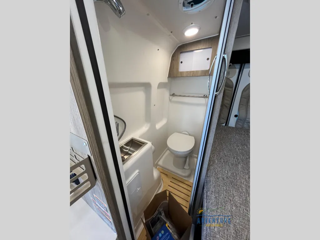 2025 Winnebago Travato 59G, Photos photo 14