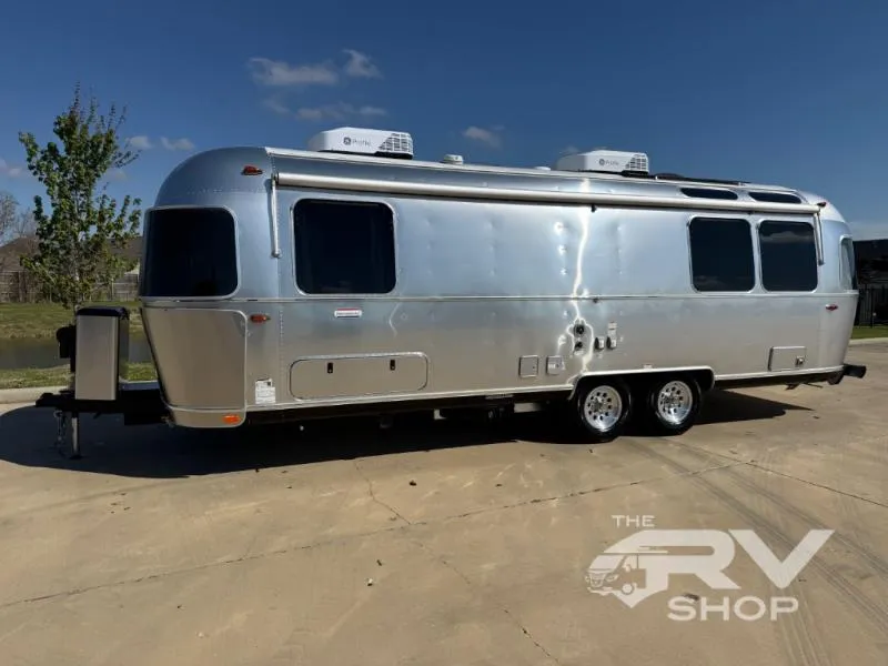 2026 Airstream International 27FB Twin - Photo 3