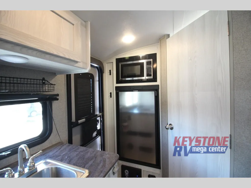 2021 Forest River Rockwood Geo Pro 19FBS, Photos photo 9