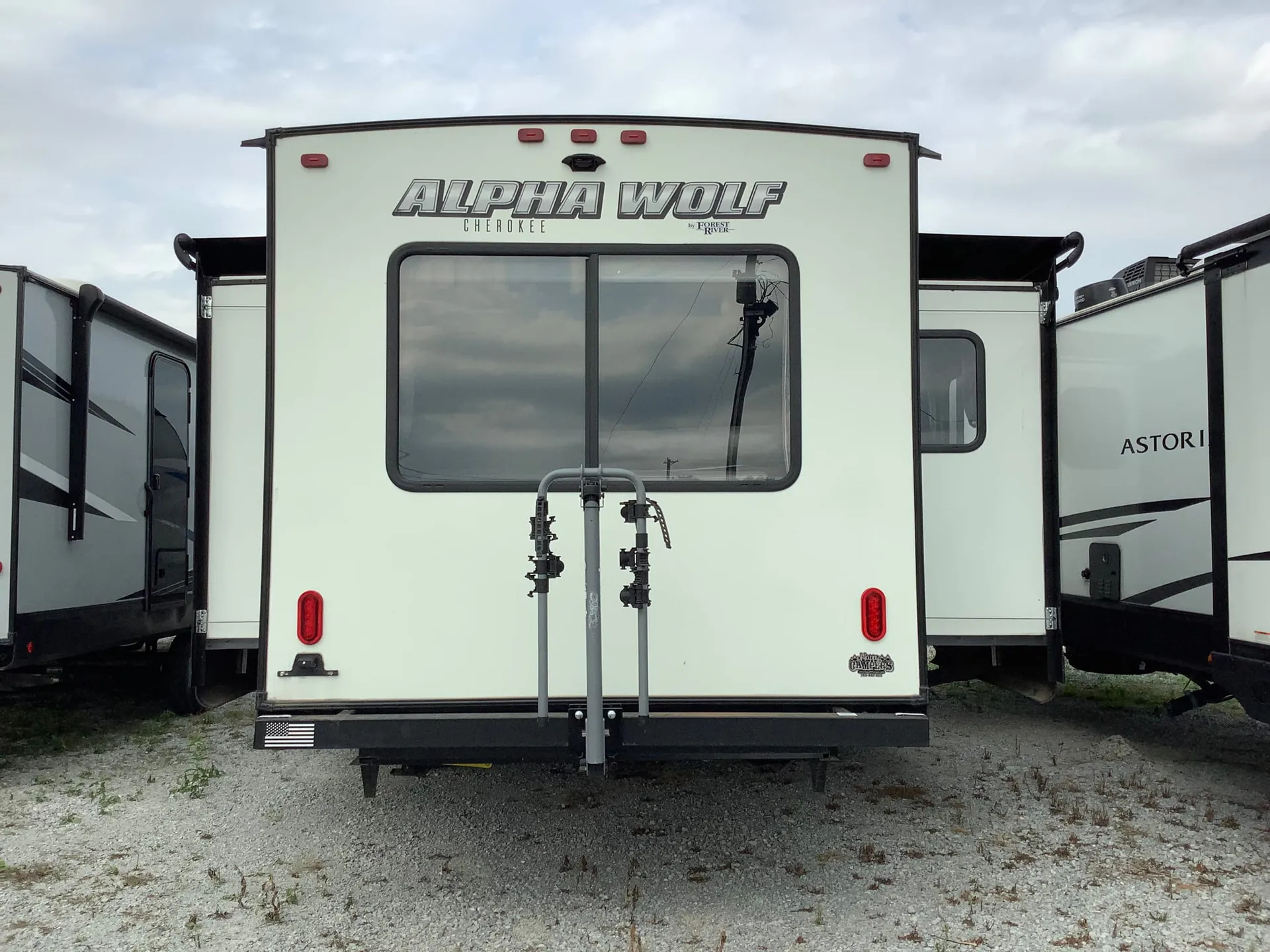 2020 Forest River Cherokee Alpha Wolf 26RL-L - Photo 4