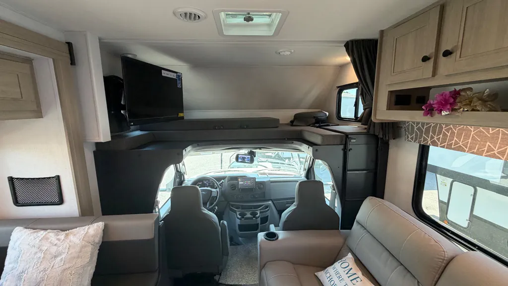 2026 Forest River Sunseeker 3050S, Photos photo 26