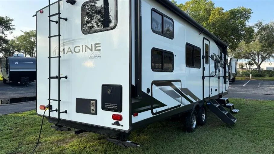 2025 Grand Design Imagine XLS 25DBE, Photos photo 7