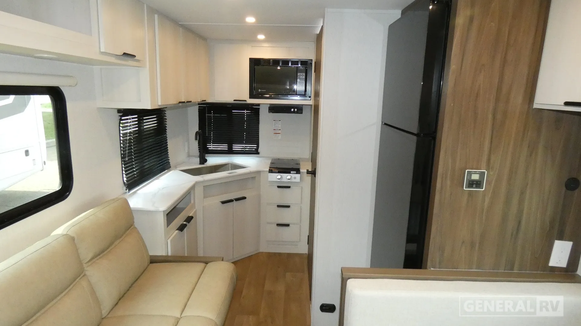 2027 Winnebago Access 18RK - Photo 3