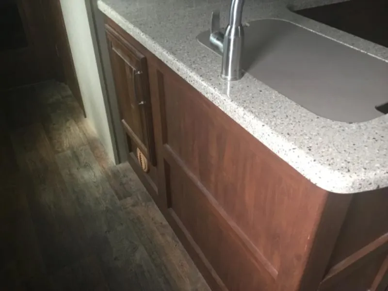 2014 Keystone RV Cougar 337FLS - Photo 4