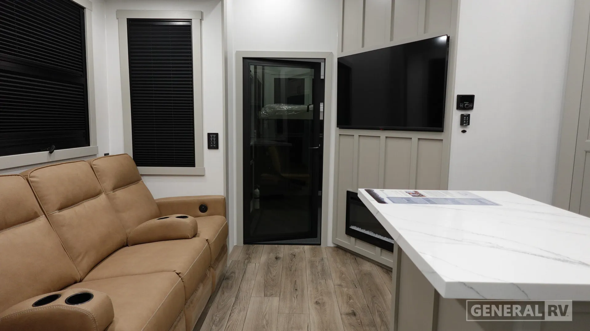 2026 Brinkley Model G 3500 - Photo 3