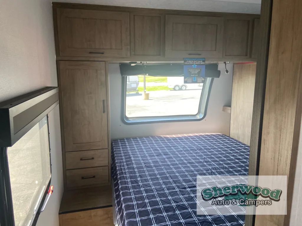 2024 Coachmen Freedom Express Ultra Lite 258BHS, Photos photo 20