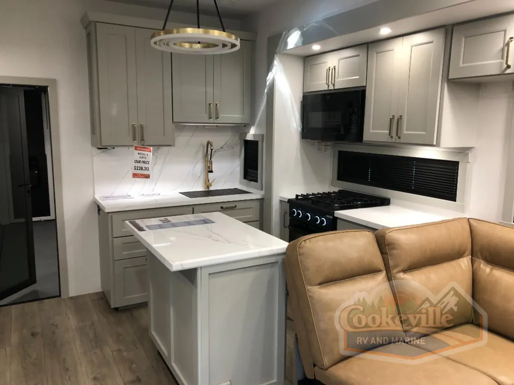 2026 Brinkley Model G 3970, Photos photo 6
