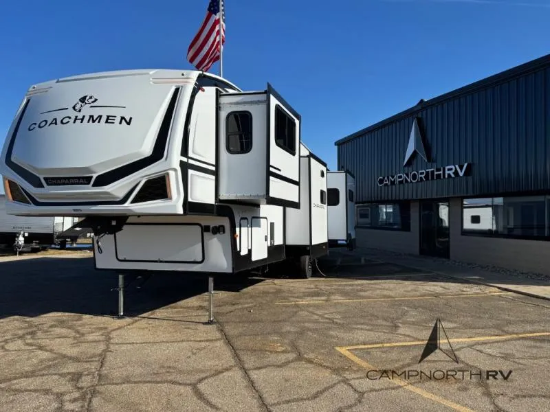 2026 Coachmen Chaparral 334FL - Photo 3