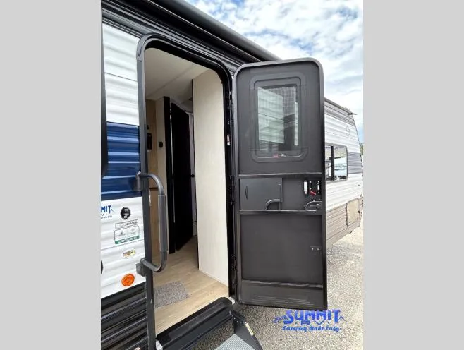 2026 Forest River Cherokee Grey Wolf 26SS - Photo 4