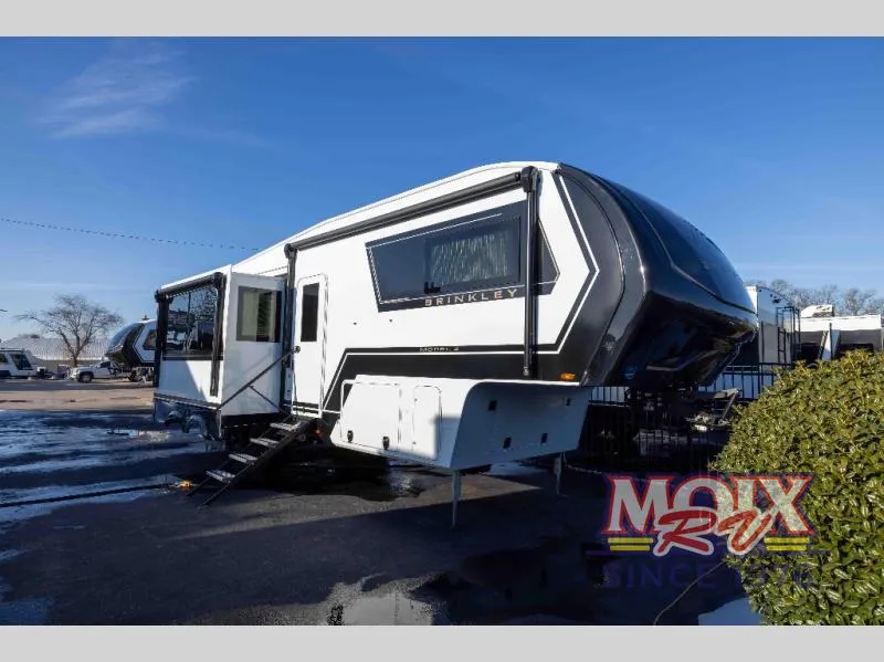 2026 Brinkley Model Z 3110 - Photo 2
