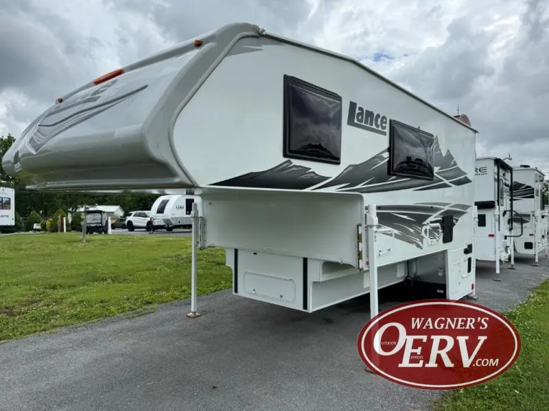2026 Lance Lance Truck Campers New    1191 - Photo 4