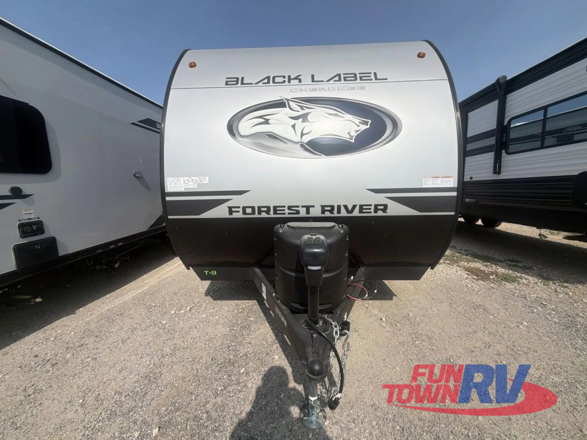 2027 Forest River Cherokee Wolf Pup Black Label 16FQBL - Photo 4