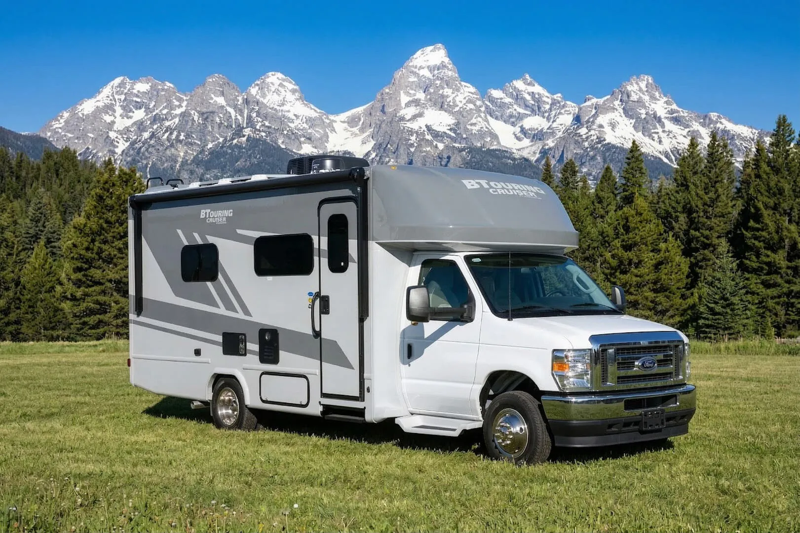 Gulf Stream BTouring Cruiser 5260 exterior