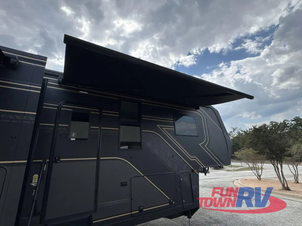 2026 Keystone Raptor 441, Photos photo 7