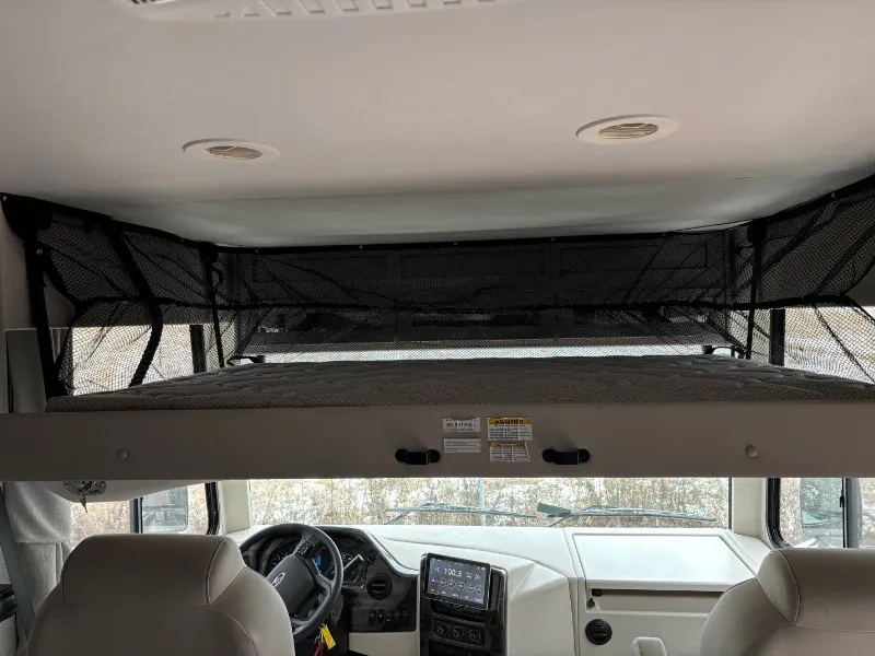 2023 Thor Motor Coach Luminate MM30 - Photo 3