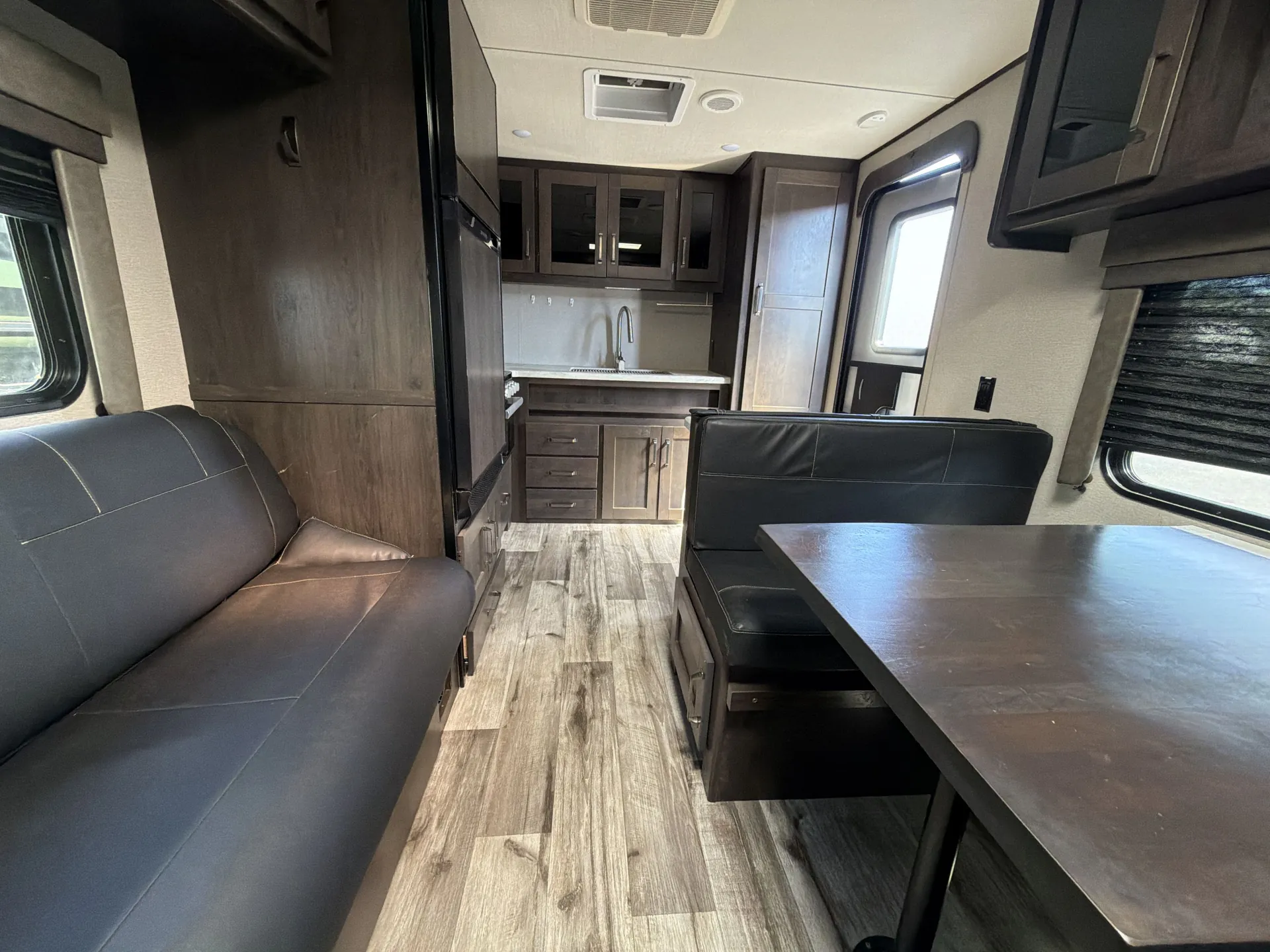 2022 Grand Design Transcend Xplor 255FK — living area main