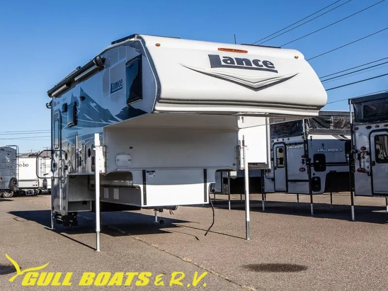 2026 Lance Lance Truck Campers 1172 - Main photo