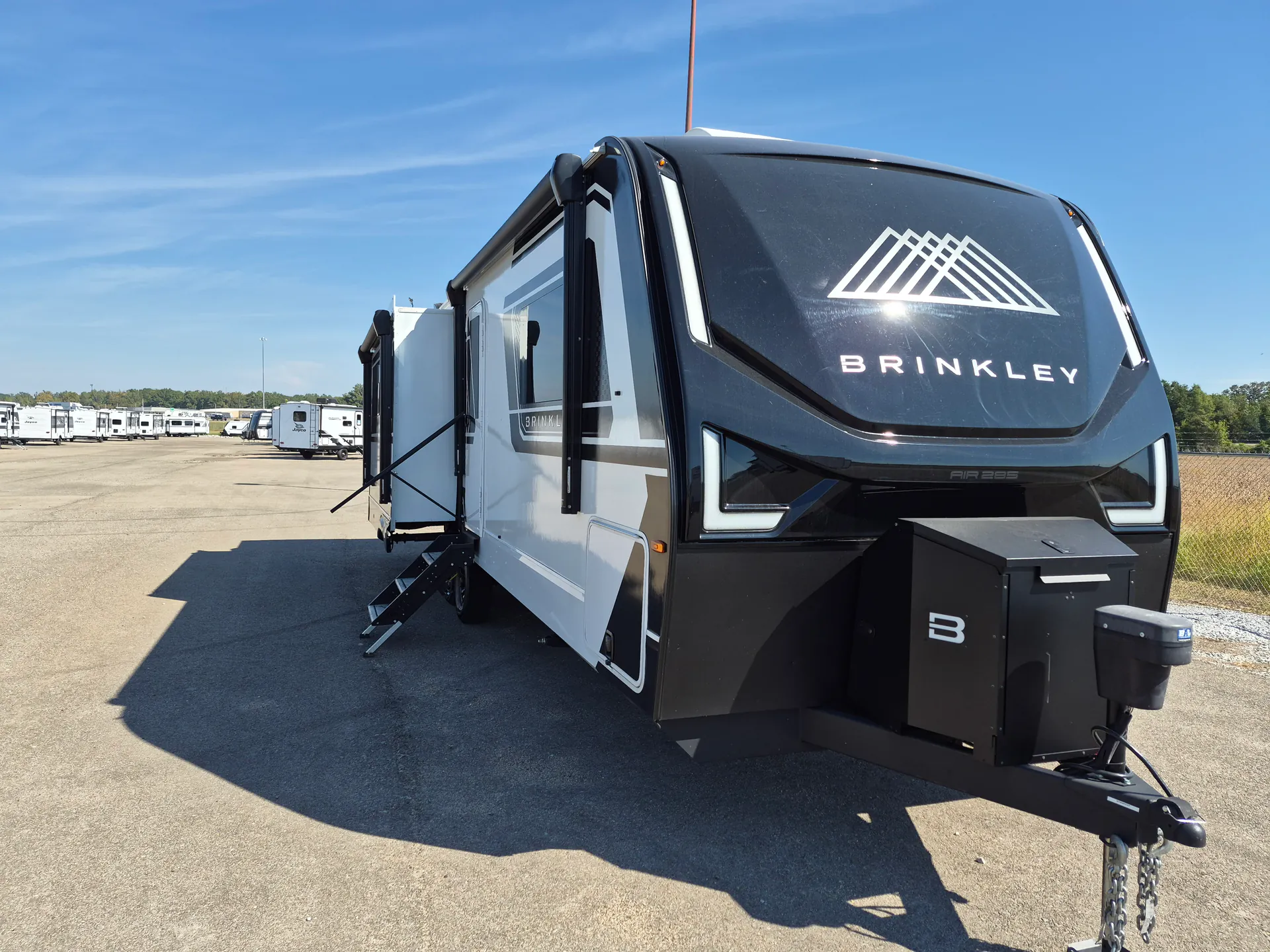 2025 Brinkley Model Z AIR 285