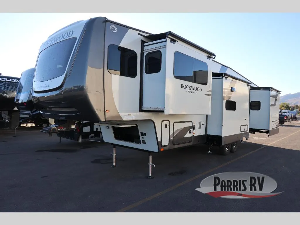 2026 Forest River Rockwood Signature 402SFL - Photo 4